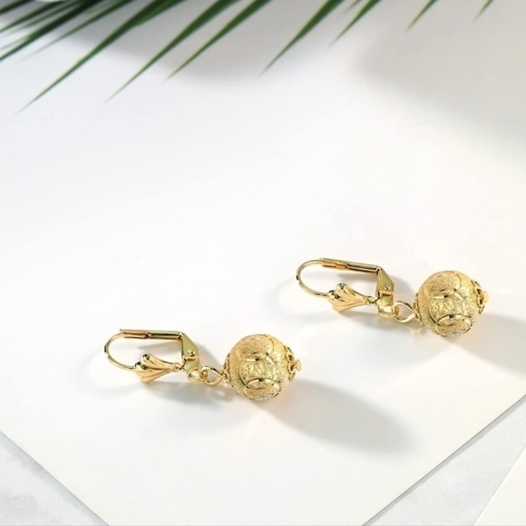 14K Yellow Gold Spheres Earrings Dangle Womens Gift Anniversary Wedding Date - Picture 3 of 5